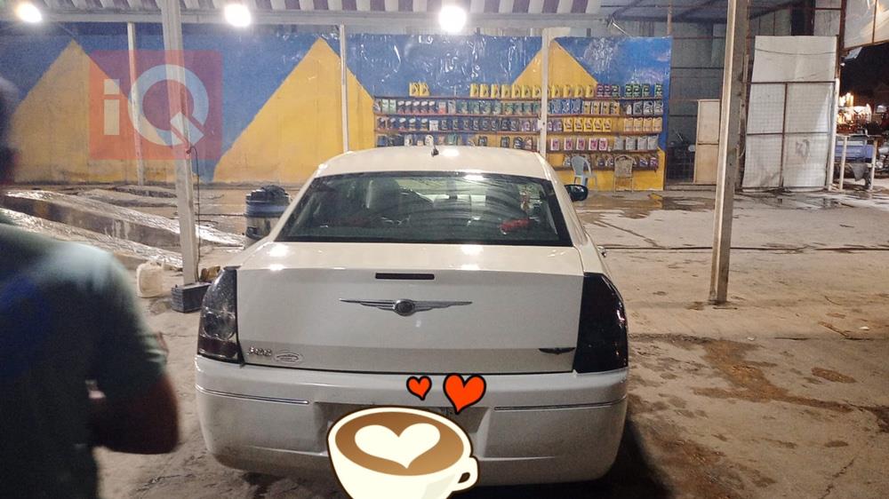 كرايسلر 300